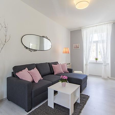 Center Apartment Tina Pola Esterno foto